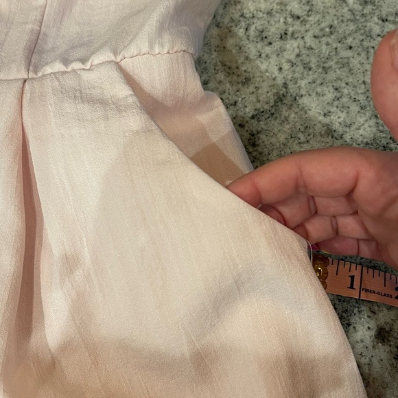 Francesca's Collections Light Pink Sleeveless Romper with pockets! - Picture 6 of 7